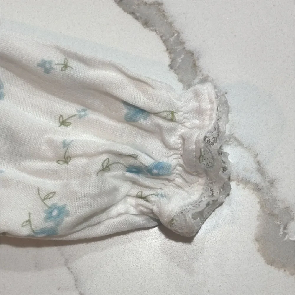 Old Navy | Vintage Girls White Floral Long Sleeve Blouse Blue Denim Jean…